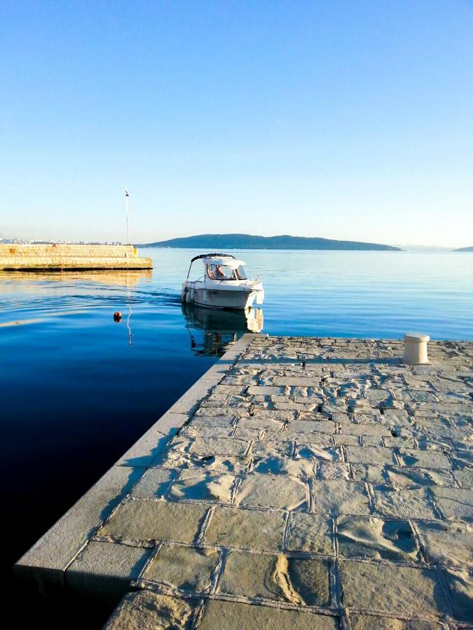 Short Street Apartments Kastela Exterior photo